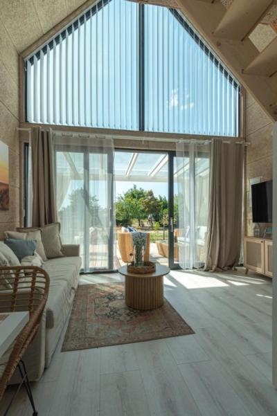 Summer House-Nowoczesne Domki Z Jacuzzi I Ladowarka Do Samochodu Wrzosowo  Εξωτερικό φωτογραφία